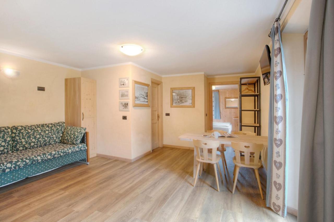 Appartamento Nonna Engadina Chalet Livigno Buitenkant foto
