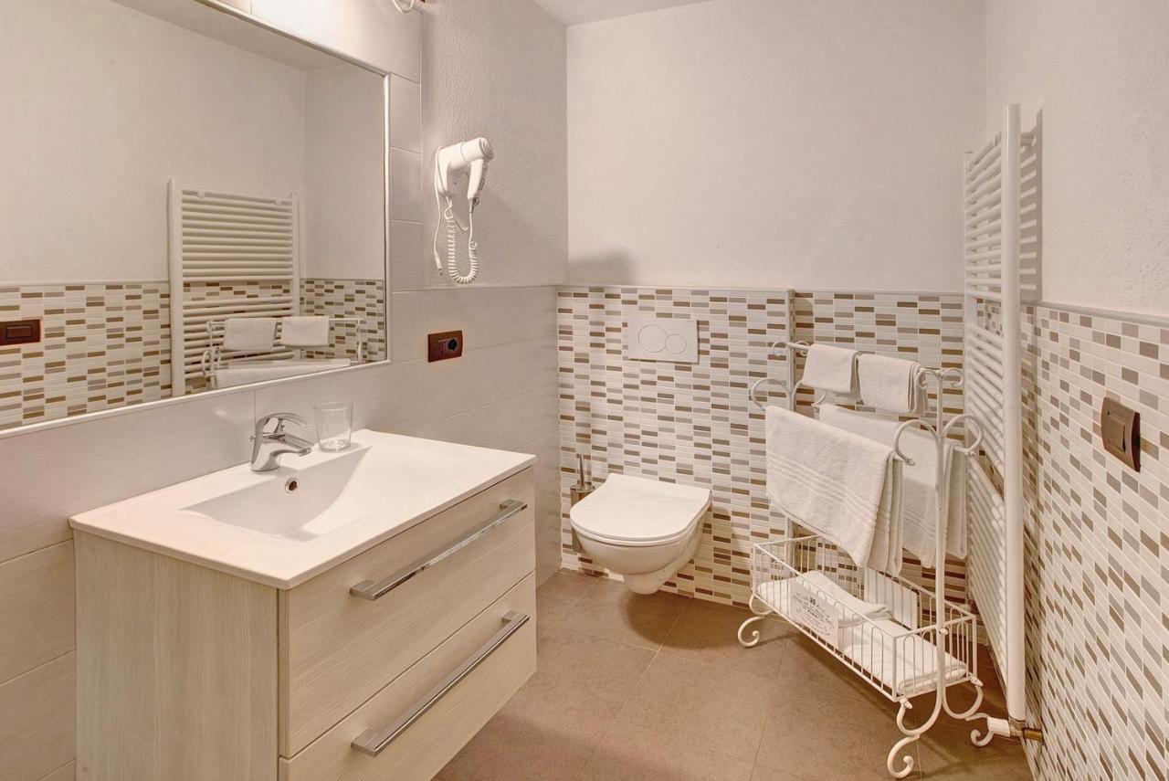 Appartamento Nonna Engadina Chalet Livigno Buitenkant foto
